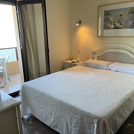 Apartamento Primera Linea Playa. Фуeнхирола Екстериор снимка